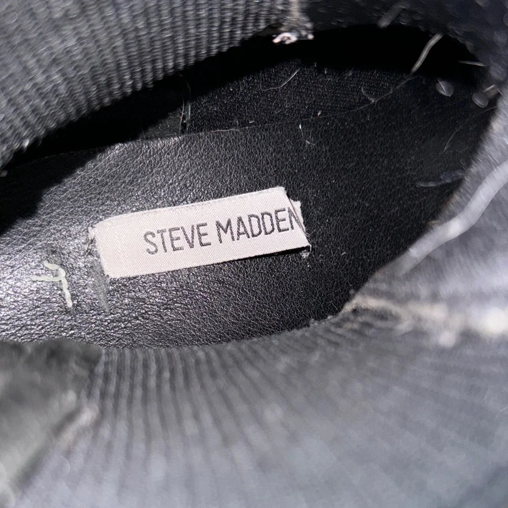 Steve Madden black Chelsea slip on boots - Picture 2 of 10